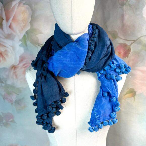 Matta Dupatta Blue Ombre 100% Silk Shawl Scarf - Picture 2 of 6